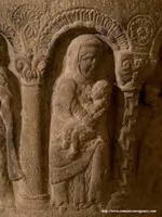 VIRGEN LACTANDO