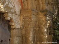 CAPITELES DEL LADO ESTE