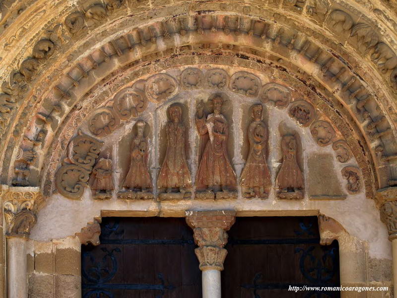 DETALLE DEL PRTICO OESTE