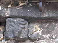 M�NSULA DECORADA