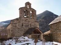 VISTA OESTE DEL TEMPLO CON SU ESPADA�A