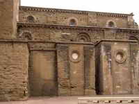 VISTA NORTE DE LAS NAVES DEL TEMPLO, CON CAPILLAS G�TICAS A�ADIDAS