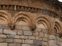 DETALLE DE LA ARQUER�A EN PIEDRA TOBA