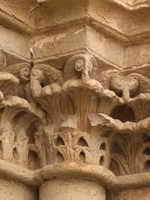 DETALLE DE CAPITEL DEL LADO SUR DE LA PORTADA