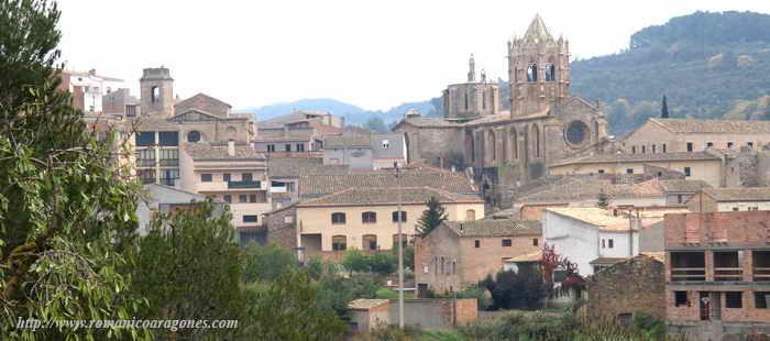 VISTA NOROESTE DE TEMPLO Y CASERIO