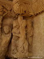 CAPITEL LADO ESTE