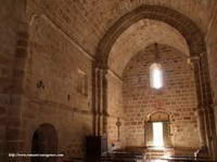 INTERIOR DEL TEMPLO HACIA LOS PIES