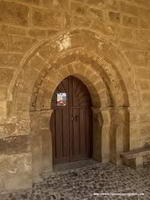 PORTADA EN MURO SUR