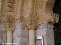 CAPITELES DEL LADO OESTE EN LA PORTADA SUR