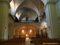 INTERIOR DEL TEMPLO HACIA LOS PIES