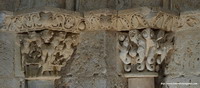 CAPITELES DEL LADO NORTE