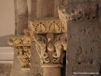 CAPITELES DEL LADO NORTE
