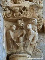 CAPITEL DEL LADO NORTE