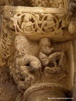 CAPITEL DEL LADO SUR