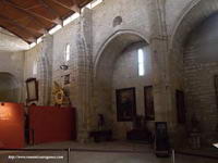 MURO SUR DEL TEMPLO HACIA LA CABECERA