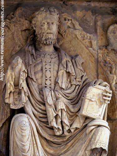 DETALLE DEL FRISO DE LA IGLESIA DE SANTIAGO - CARRION DE LOS CONDES