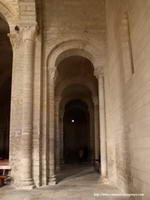 NAVE NORTE HACIA LOS PIES DEL TEMPLO