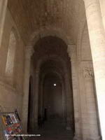 NAVE SUR HACIA LOS PIES DEL TEMPLO