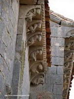 CANECILLOS DEL PRESBITERIO Y MURO NORTE