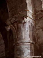 CAPITEL DEL CRUCERO