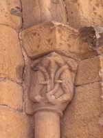 CAPITEL VENTANAL ABSIDAL