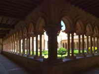 &Aacute;ngulo noroeste del claustro