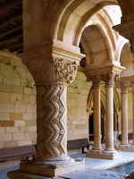 Pilar del &aacute;ngulo noroeste del claustro