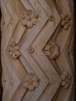 Columna del &aacute;ngulo noroeste del claustro