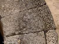DELICADA �PUNTILLA�  EN EL DOVELAJE DEL ARCO