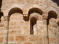 DETALLE DE LOS ARQUILLOS CIEGOS DEL �BSIDE NORTE