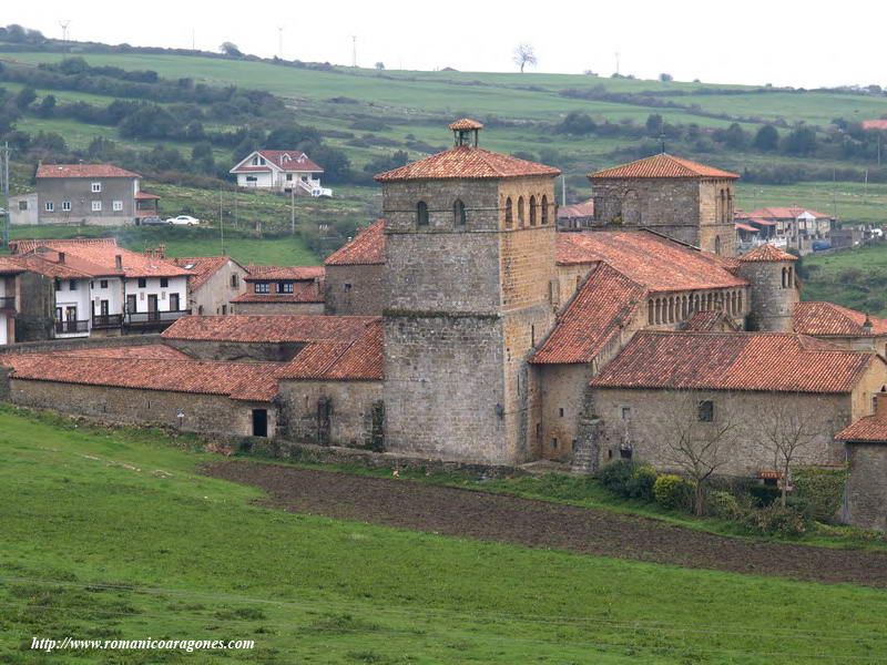 VISTA SUROESTE DE LA COLEGIATA, DESDE LO ALTO DEL PUEBLO