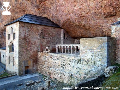 SAN JUN DE LA PEA. MONASTERIO Y CLAUSTRO