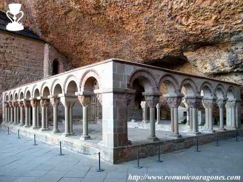 CLAUSTRO ROMNICO DEL MAESTRO DE AGERO
