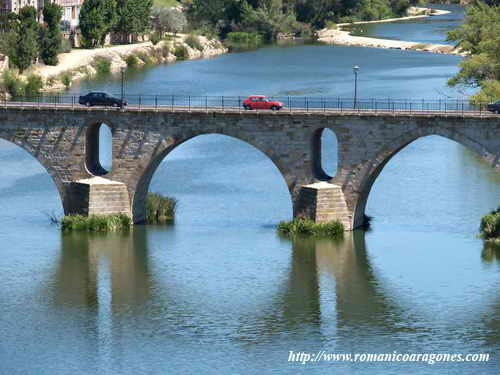 PUENTE ROMÁNICO. ZAMORA (ZAMORA)