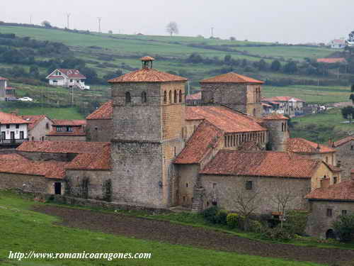 IGLESIA COLEGIATA DE SANTILLANA DEL MAR (CANTABRIA)