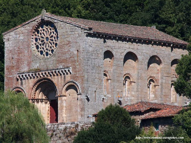 DETALLE DEL TEMPLO DESDE EL SUDOESTE